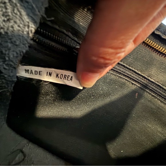 Carriage Court Black Crossbody Leather Bag. Vintage EUC - Picture 10 of 10